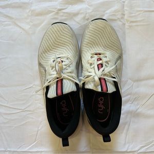 Ryka Walking Sneaker